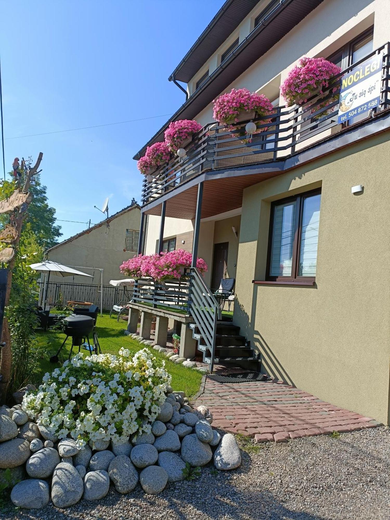Appartement Tu Sie Spi à Bodzentyn Extérieur photo